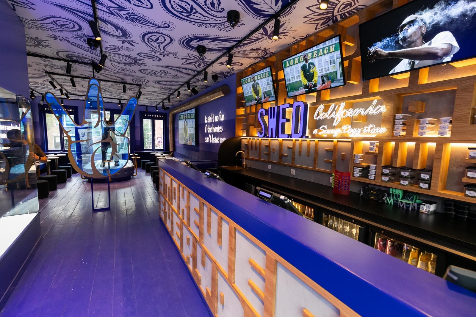 Tha Dogg House a Snoop Dogg Store - Foto 1